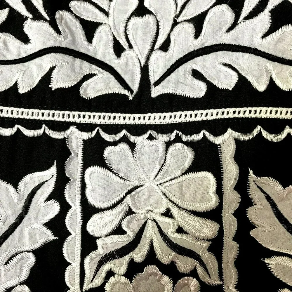 Anthropologie KAS New York Black White Laser Cut Short Sleeve Shift Dress Sz 4 - Picture 5 of 6